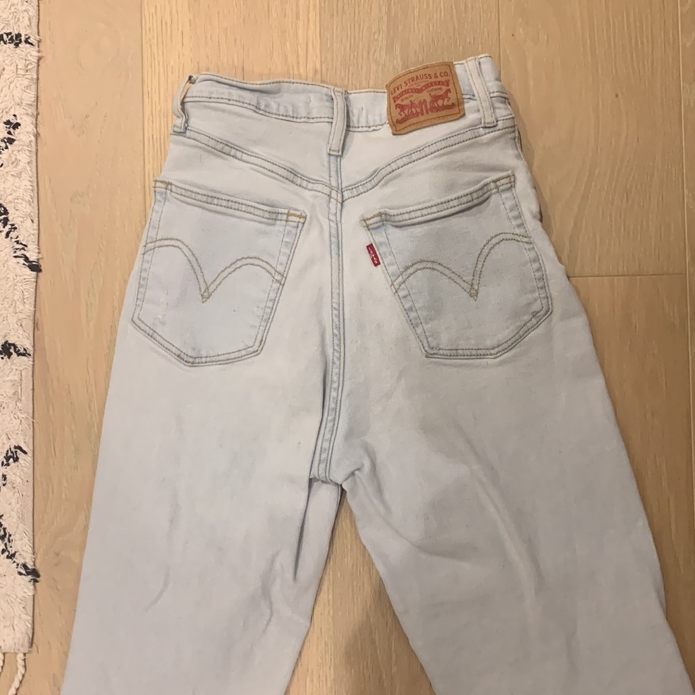 Levi Ribcage Straight Ankle Jeans